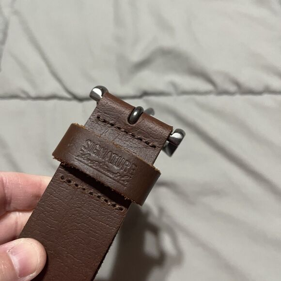 Levi Strauss & Co. Signature Men’s Leather Belt Size XL42 Brown - Picture 4 of 8